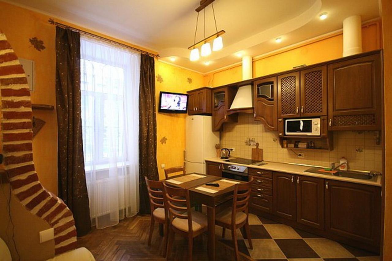 Park And Opera Apartments Lviv Exterior photo